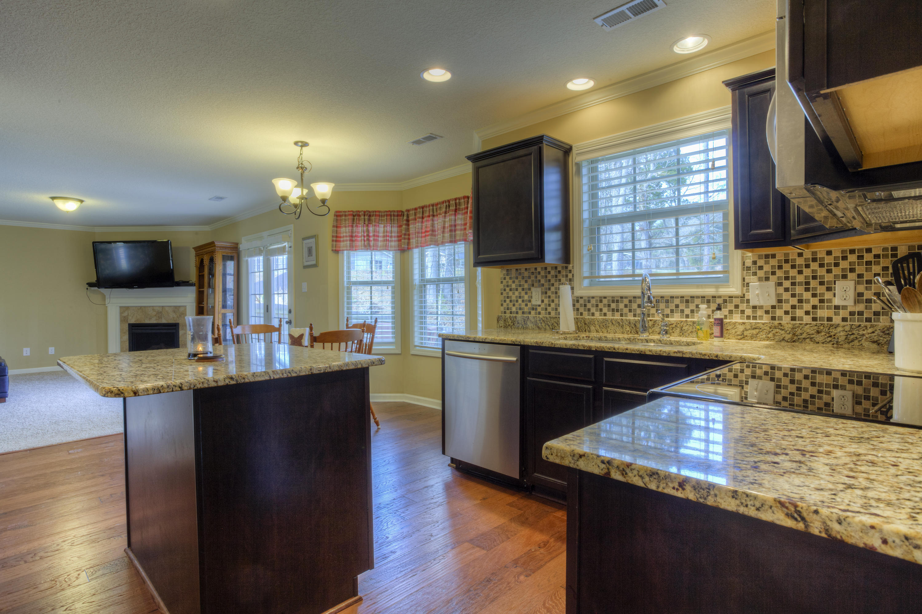 1621 Dempsey Road Knoxville, TN 37932 - Photo 6 of 38 Kitchen_002.jpg