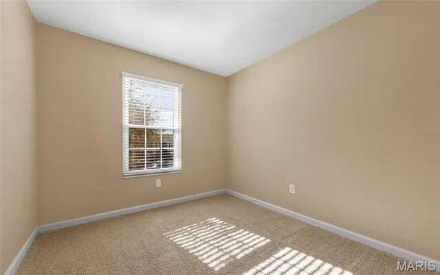 $155,000 | 152 Old Buggy Court, Unit D, St. Peters, MO 63304