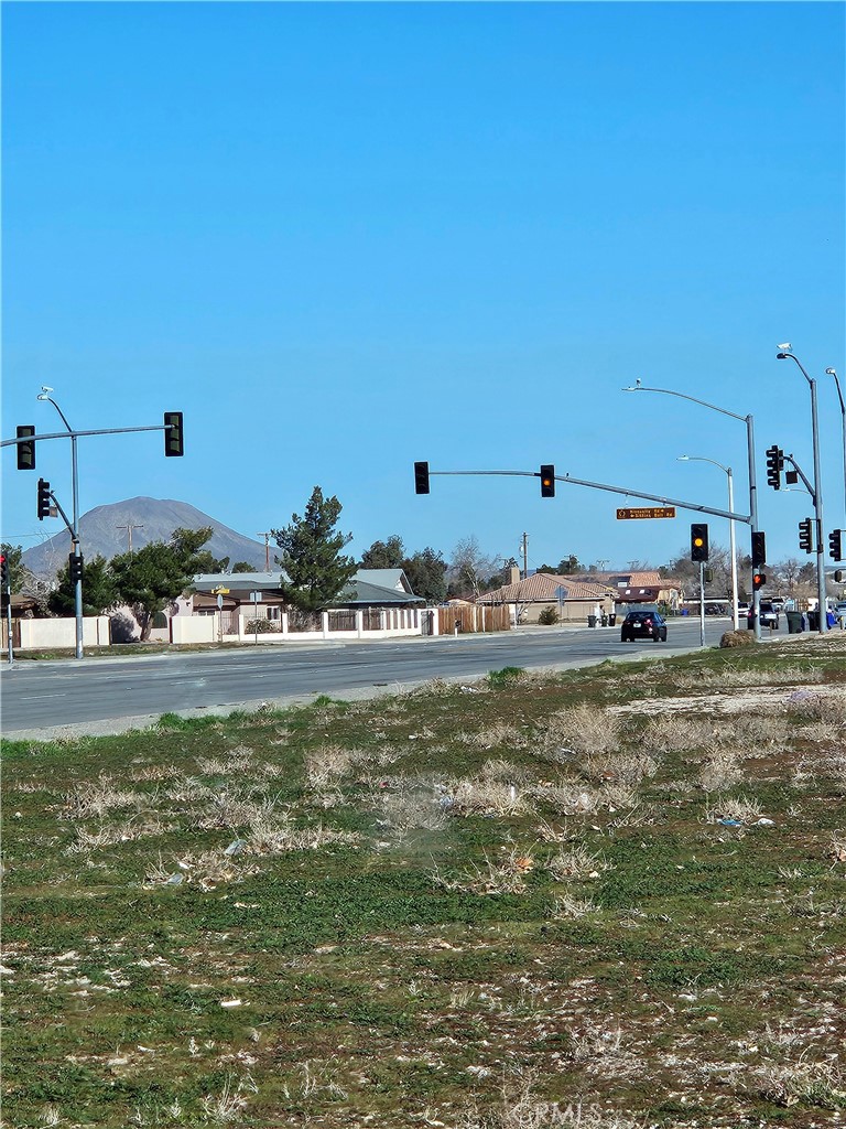 0 Chief Joseph Road Apple Valley, CA 92308 - Photo 14 of 22 a view of a water fountain and an outdoor space