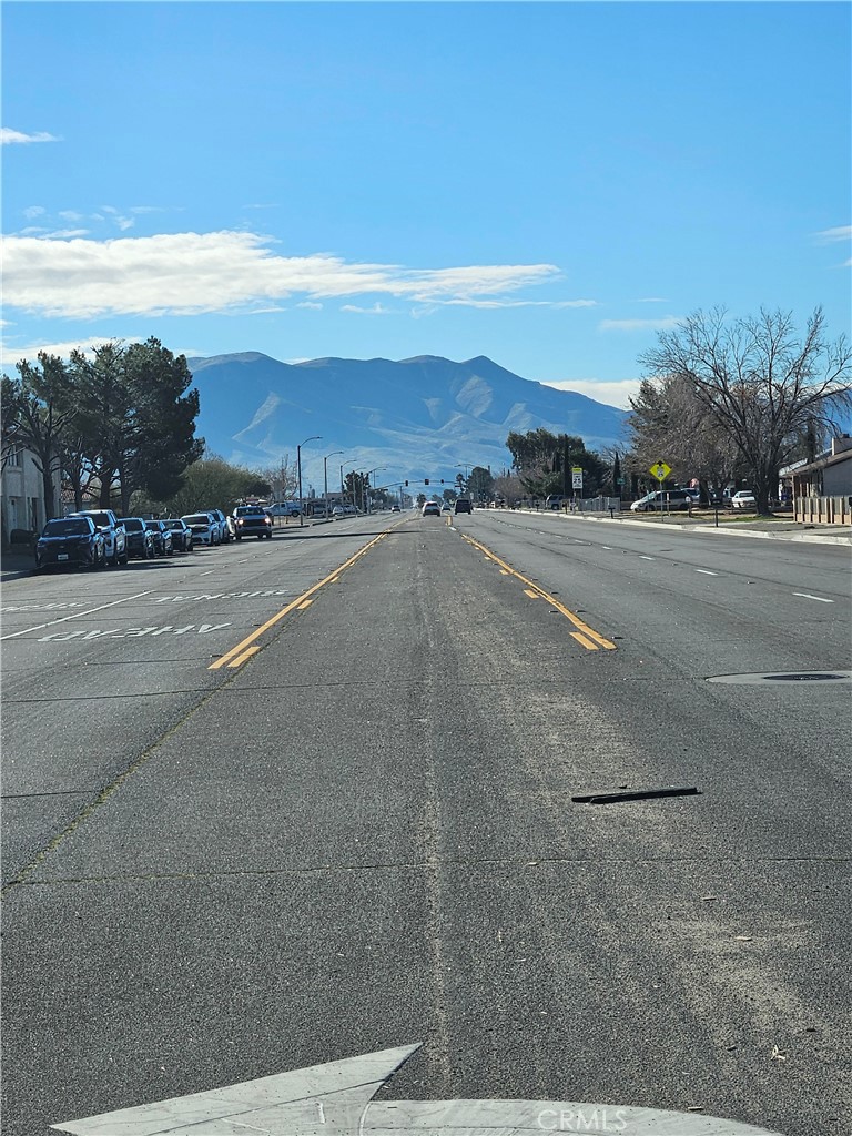 0 Chief Joseph Road Apple Valley, CA 92308 - Photo 15 of 22 a view of an ocean and a city