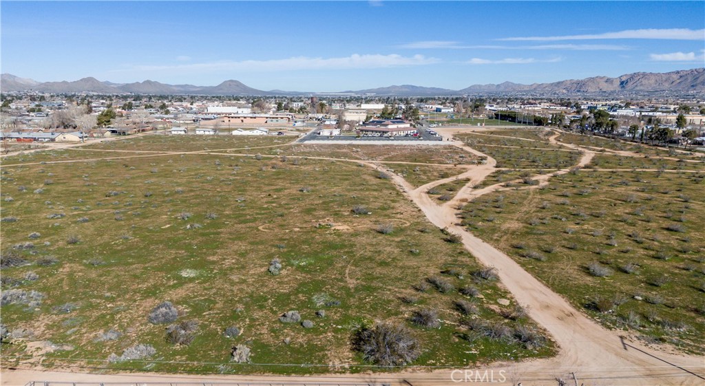 0 Chief Joseph Road Apple Valley, CA 92308 - Photo 17 of 22 a view of an ocean