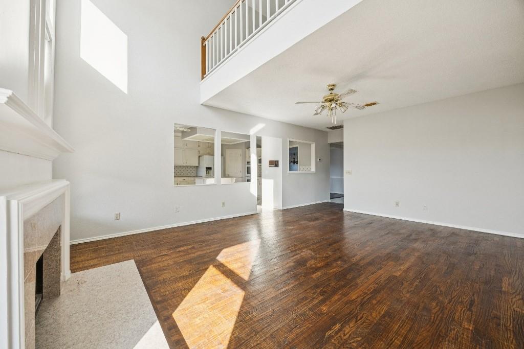 709 Bridget Way Hurst, TX 76054 - Photo 4 of 28 First Living