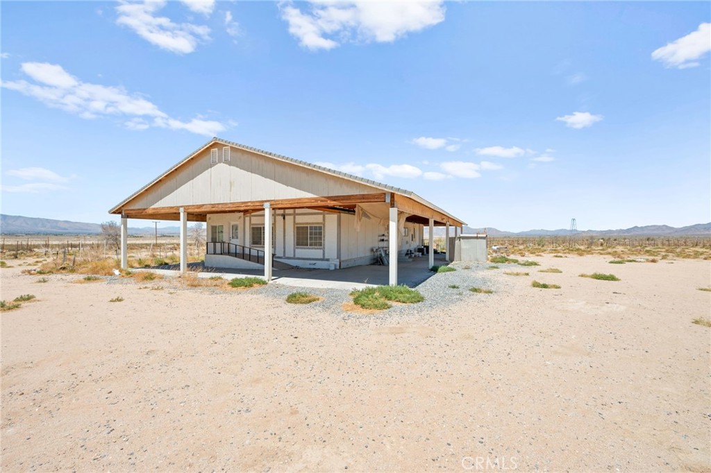 36990 Cambria Road Lucerne Valley, CA 92356 - Photo 9 of 47