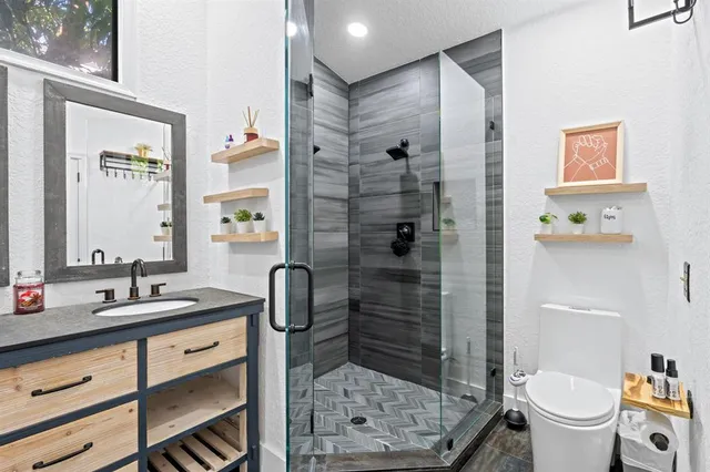 $3,900,000 | 2878 Northeast 26th Street, Fort Lauderdale, FL 33305