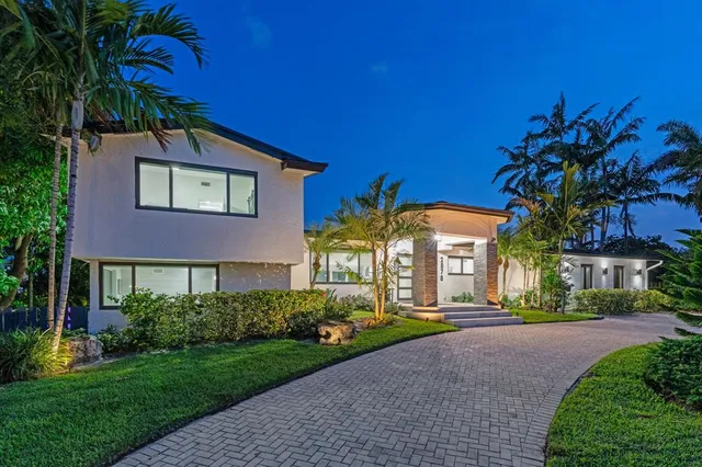 $3,900,000 | 2878 Northeast 26th Street, Fort Lauderdale, FL 33305
