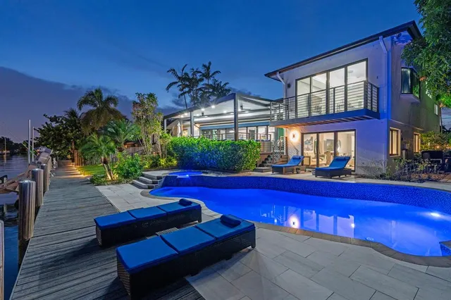 $3,900,000 | 2878 Northeast 26th Street, Fort Lauderdale, FL 33305