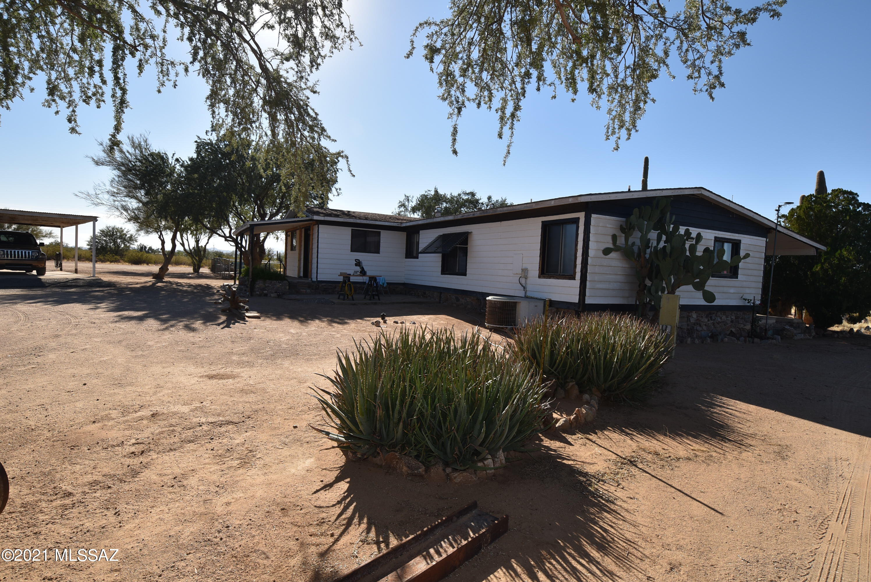 5820 North Chaparral Road Tucson, AZ 85743 - Photo 12 of 50