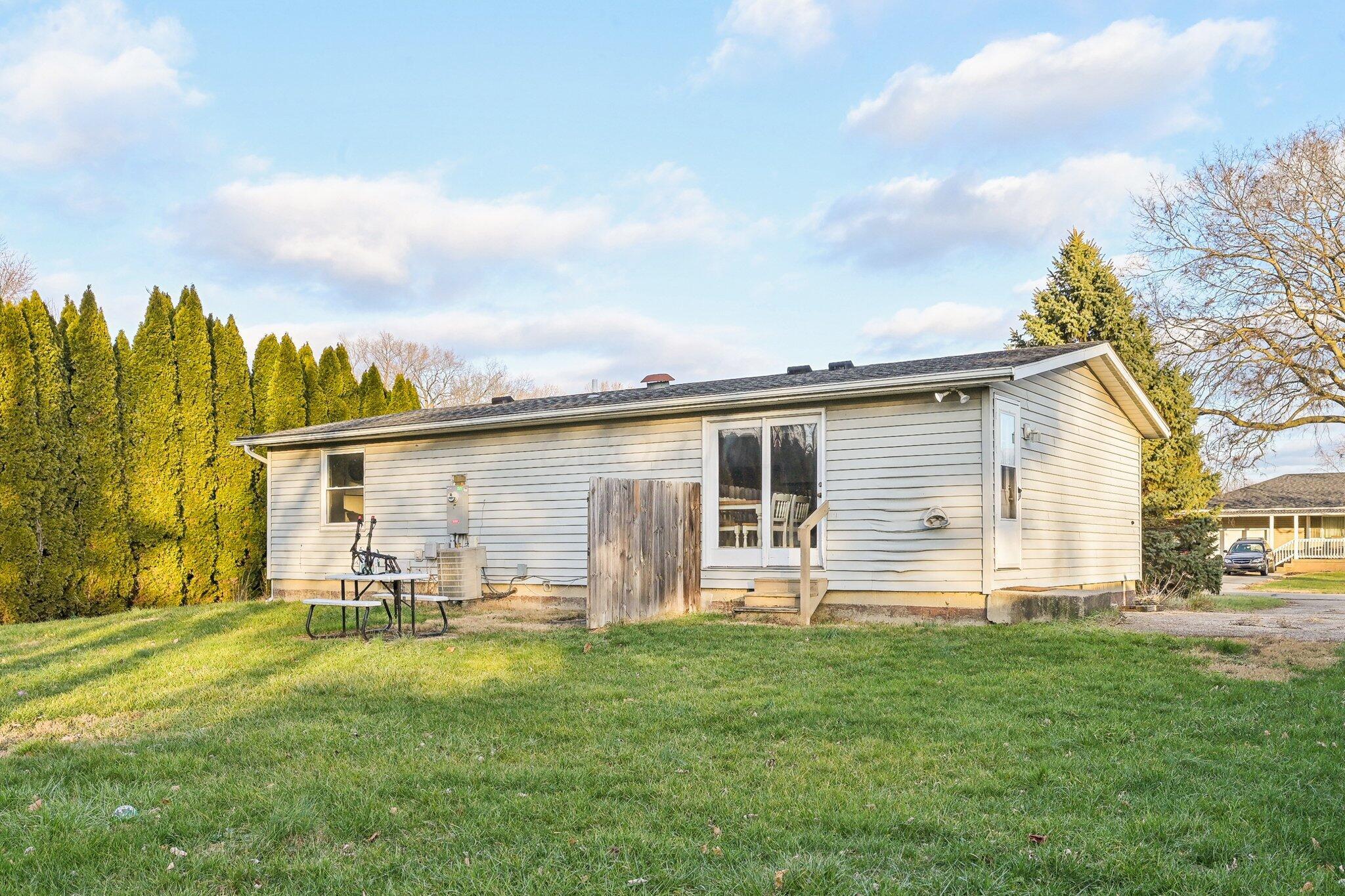 4281 Ethel Road Columbus, OH 43207 - Photo 36 of 39 42-web-or-mls-Ethel Rd-042