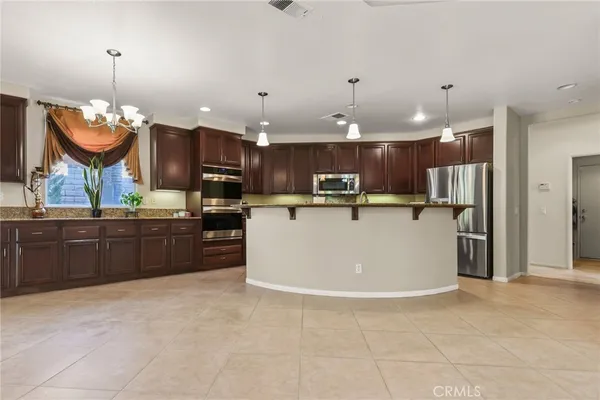 $989,924 | 14215 Everglades Court, Canyon Country, CA 91387
