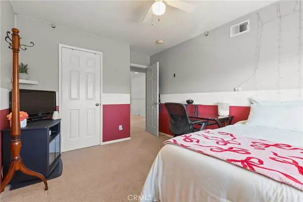 $989,924 | 14215 Everglades Court, Canyon Country, CA 91387