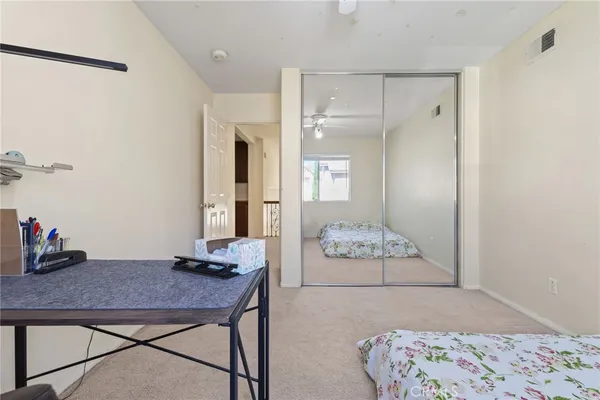 $989,924 | 14215 Everglades Court, Canyon Country, CA 91387