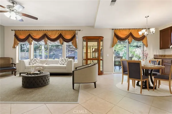 $989,924 | 14215 Everglades Court, Canyon Country, CA 91387