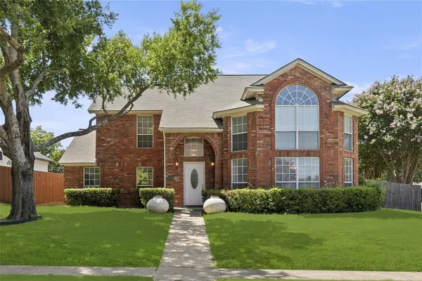 $2,395 | 1423 Holveck Drive, Cedar Hill, TX 75104