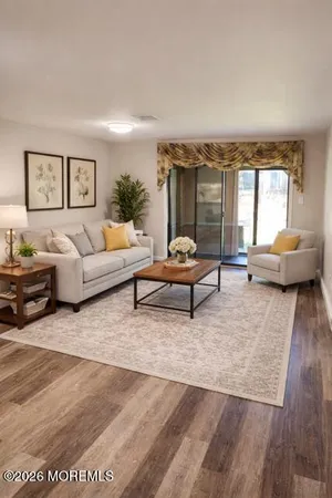 $2,600 | 240 Medford Court, Unit C, Manalapan, NJ 07726