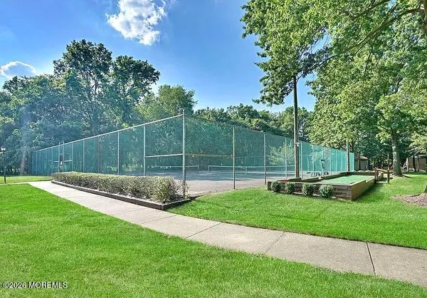 $2,600 | 240 Medford Court, Unit C, Manalapan, NJ 07726