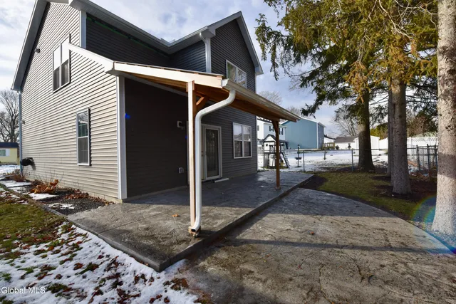 $399,000 | 74 Green Island Avenue, Colonie, NY 12110