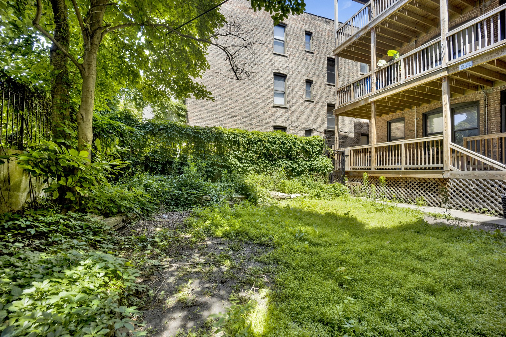 616 South Loomis Street, Unit 2 Chicago, IL 60607 - Photo 14 of 16