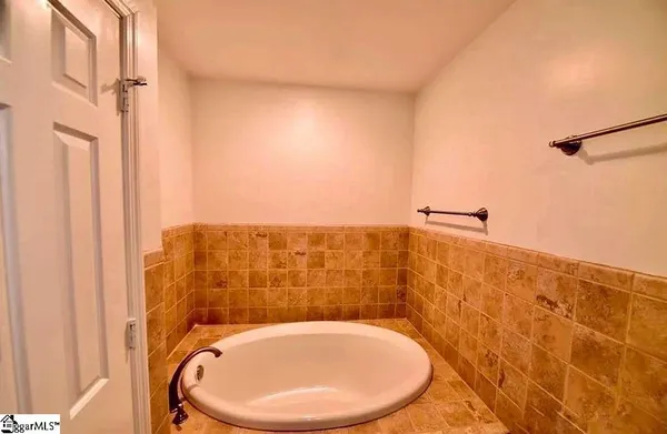 $433,000 | 510 Squire Circle, Clemson, SC 29631