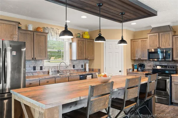 $379,000 | 7985 Highway 66, Leavenworth, IN 47137