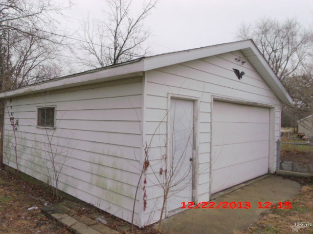 922 North 2nd Street Decatur, IN 46733 - Photo 2 of 10