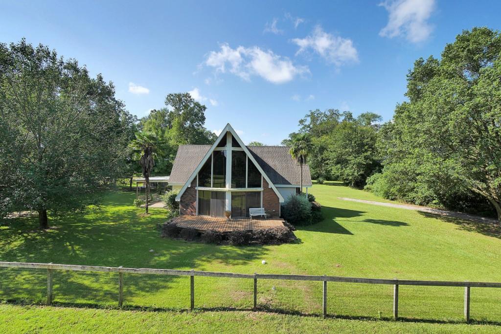 17608 Galloway Road Covington, LA 70435 - Photo 1 of 21