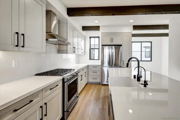 $1,999,900 | 1602-san Remo 1602-san Remo Place, Unit 104, Encinitas, CA 92024