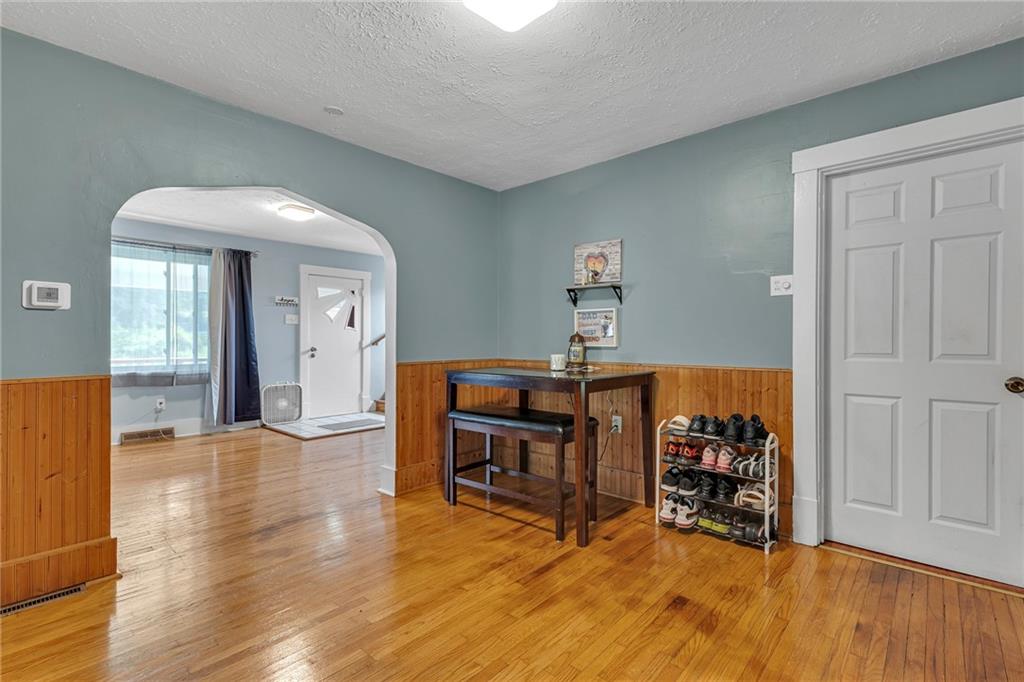 195 Highway 68 Rochester, PA 15074 - Photo 8 of 26 Gallery Image 8