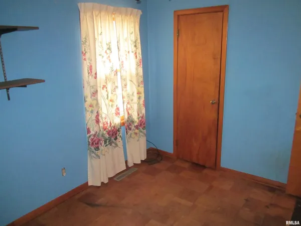 $84,900 | 911 East Pine Street, Mason City, IL 62664