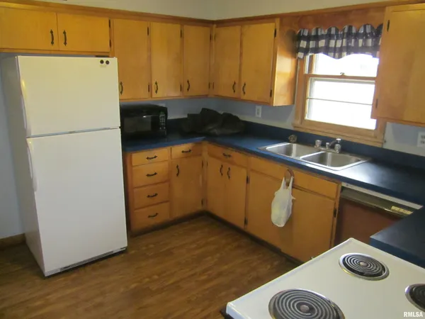 $84,900 | 911 East Pine Street, Mason City, IL 62664