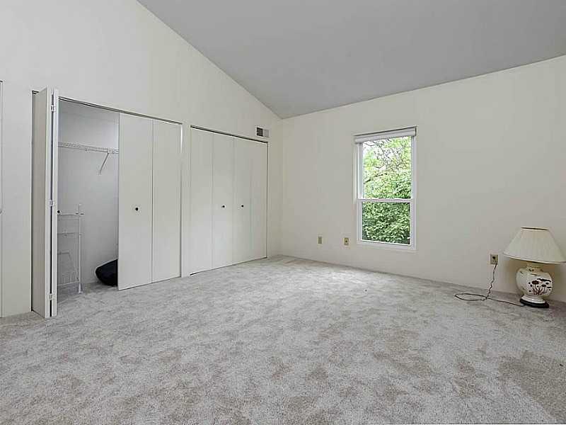 1303 Kenzie Road Pittsburgh, PA 15205 - Photo 14 of 25 Master Bedroom.