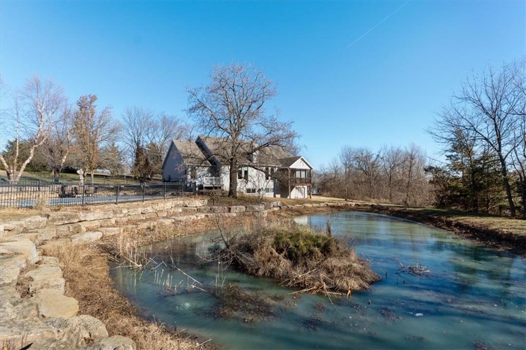 28098 Overbrook Road Paola, KS 66071 - Photo 7 of 16