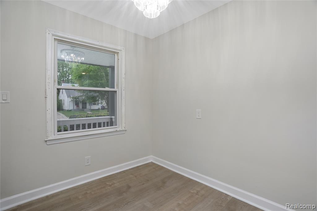 8679 Burt Road Detroit, MI 48228 - Photo 5 of 13