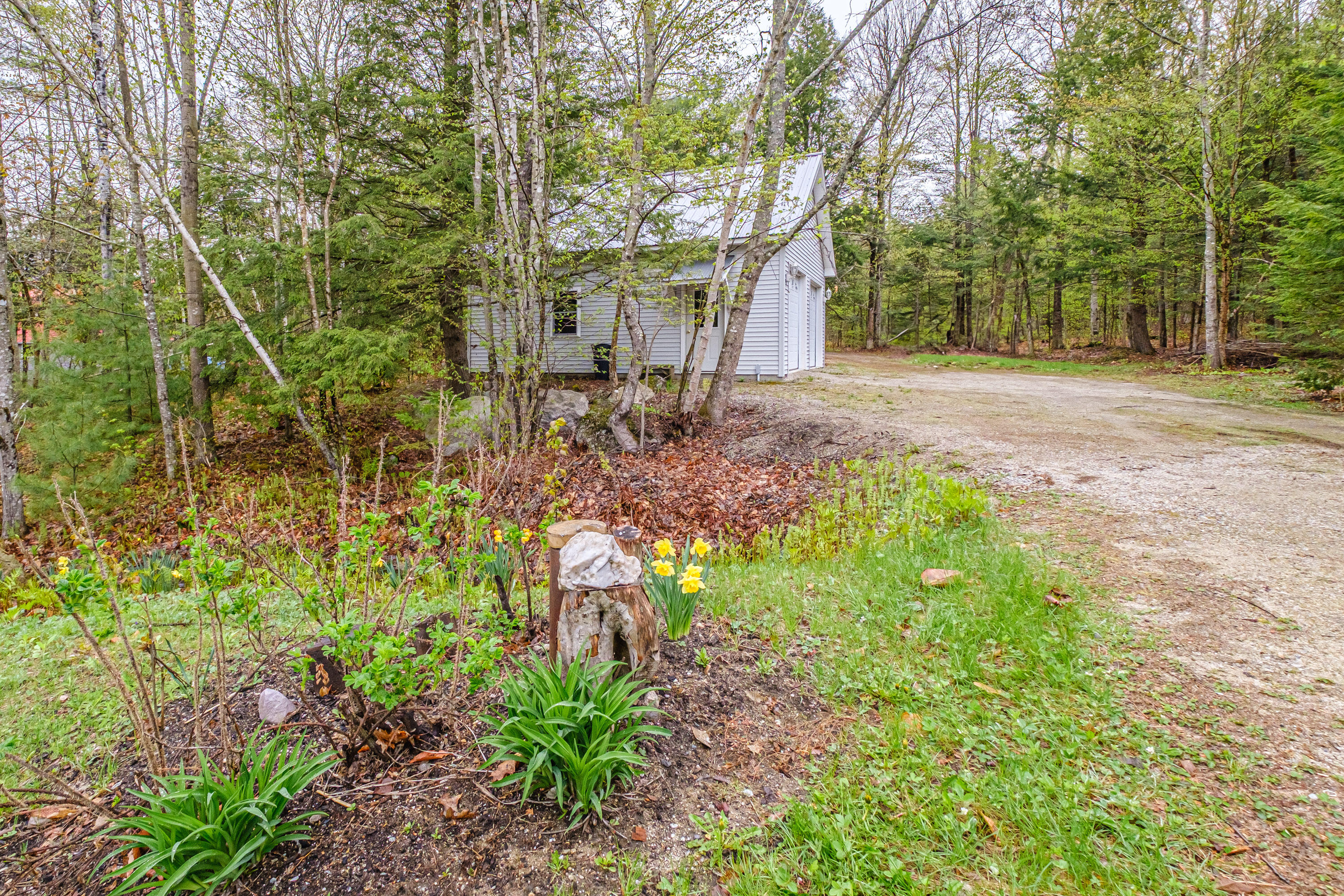 55 Reservoir Road South Paris, ME 04281 - Photo 54 of 61 20250509gp-60058