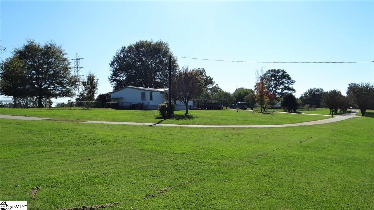 2852 Highway 357 Lyman, SC 29365 - Photo 7 of 28 Gallery Image 7