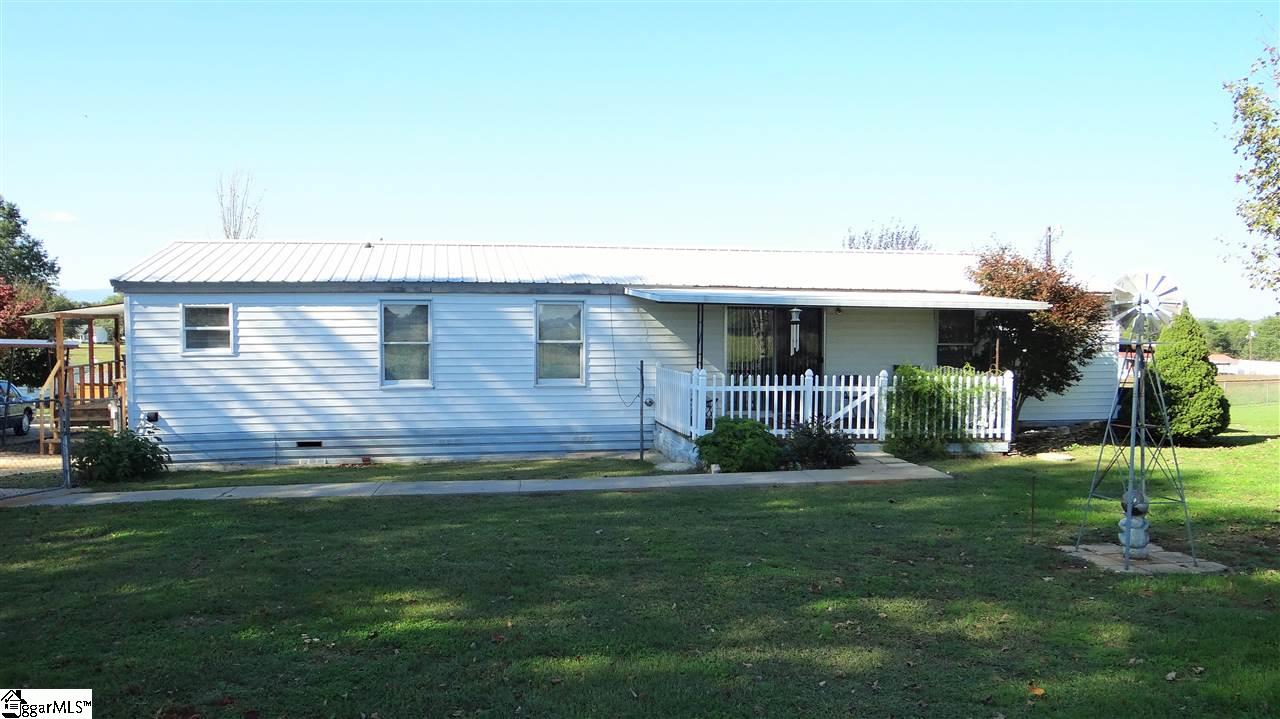 2852 Highway 357 Lyman, SC 29365 - Photo 10 of 28 Gallery Image 10