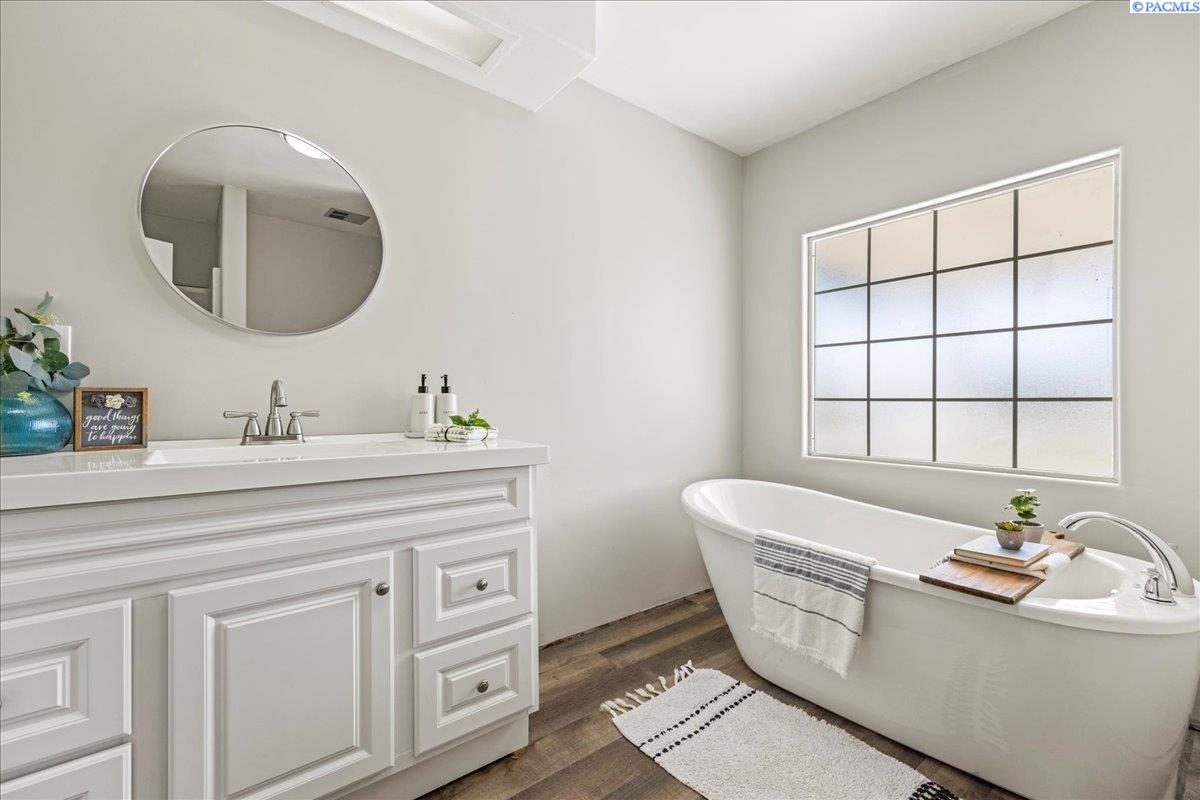 23407 South Ruff Prairie Southeast Kennewick, WA 99337 - Photo 16 of 39 Gallery Image 16