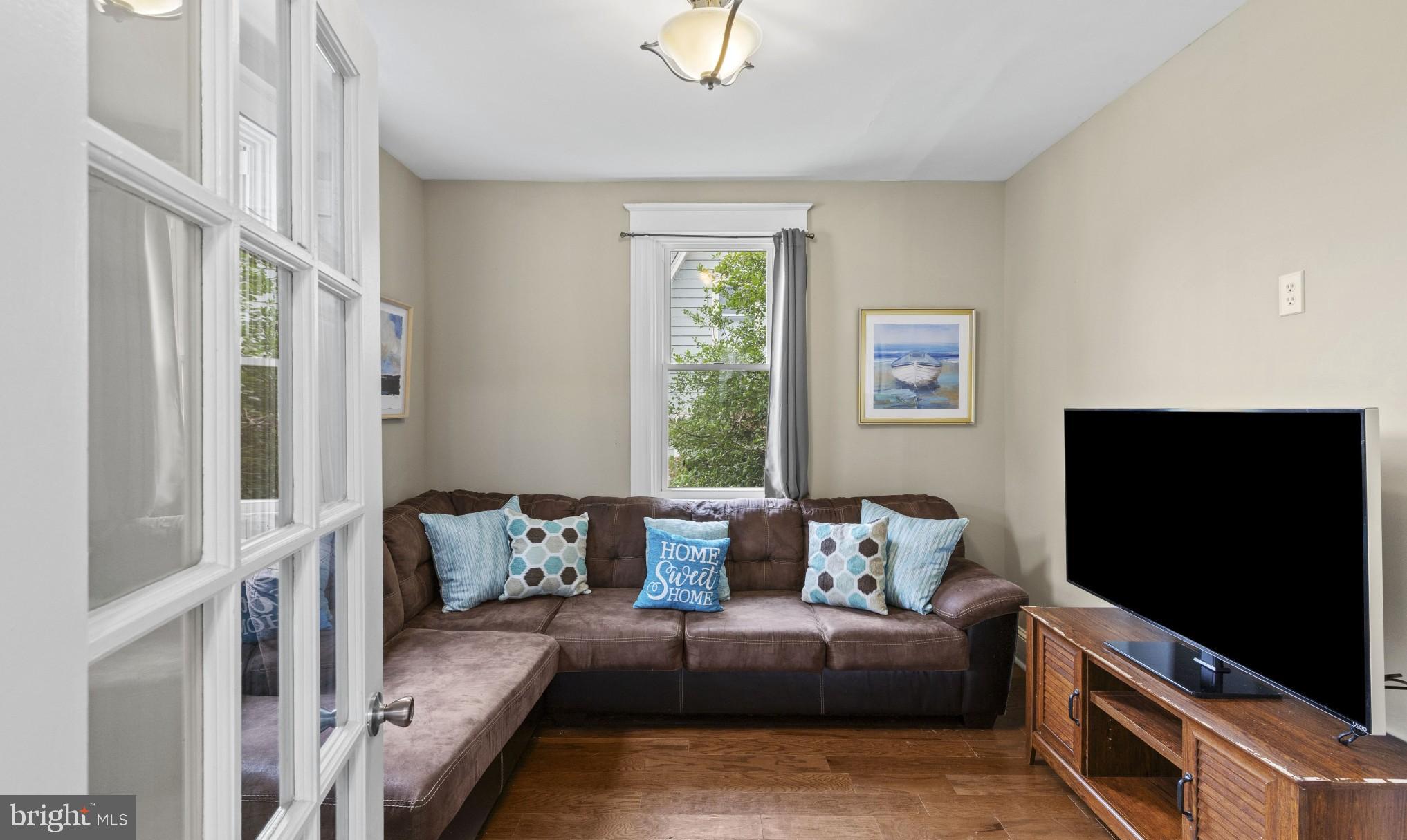 4433 Raspe Avenue Baltimore, MD 21206 - Photo 13 of 42 Gallery Image 13