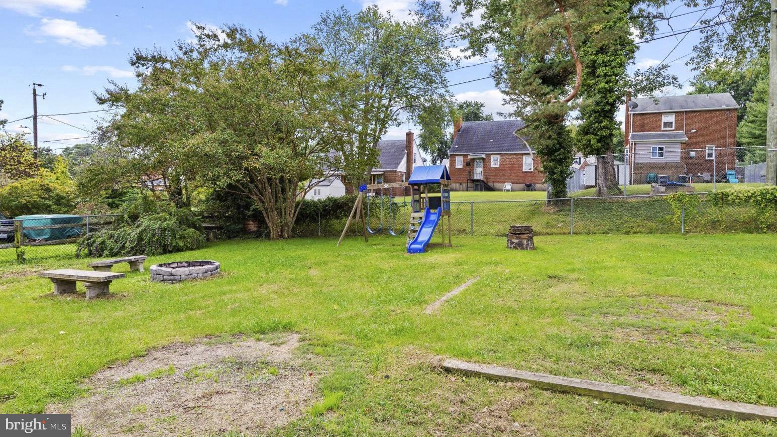 4433 Raspe Avenue Baltimore, MD 21206 - Photo 34 of 42 and Fenced Back Yard