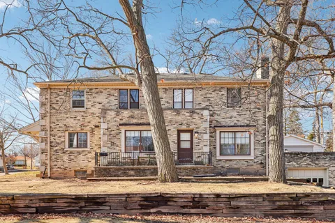 $549,900 | 4703 West Jackson Park Drive, Milwaukee, WI 53219