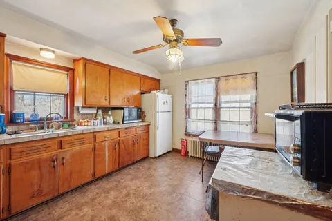 $549,900 | 4703 West Jackson Park Drive, Milwaukee, WI 53219