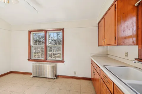 $549,900 | 4703 West Jackson Park Drive, Milwaukee, WI 53219