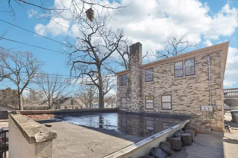 $549,900 | 4703 West Jackson Park Drive, Milwaukee, WI 53219