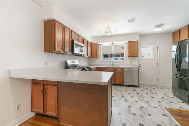 $2,000 | 68 Tribune Street, Metairie, LA 70001