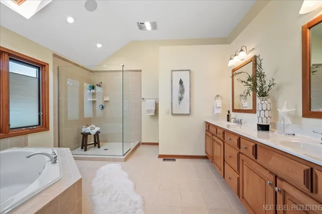 $739,000 | 733 Wind Energy Pass, Batavia, IL 60510