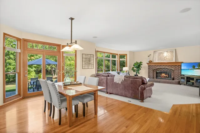 $739,000 | 733 Wind Energy Pass, Batavia, IL 60510