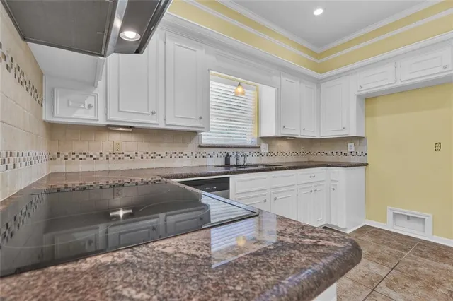 $2,600 | 4210 Cedar Valley Drive, Houston, TX 77345