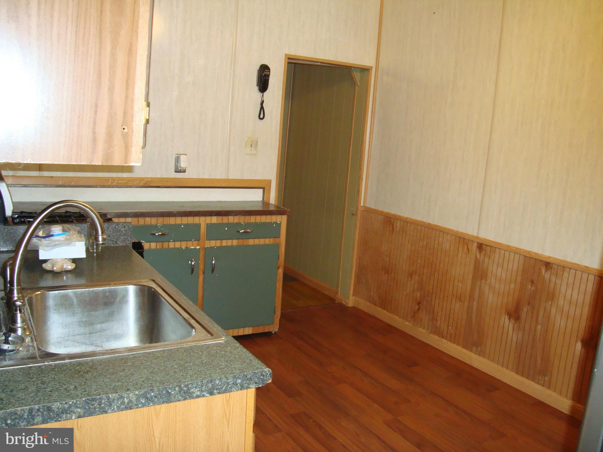 3543 Roland Avenue Baltimore, MD 21211 - Photo 12 of 22 Kitchen