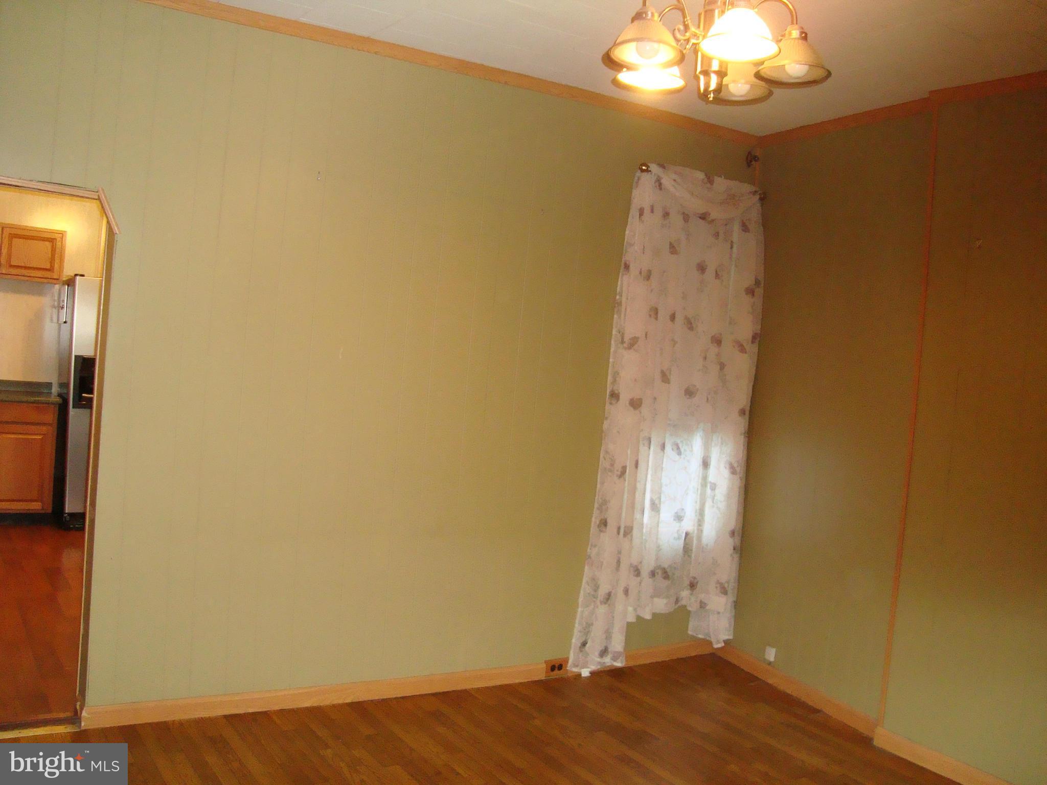 3543 Roland Avenue Baltimore, MD 21211 - Photo 10 of 22 Dining Room