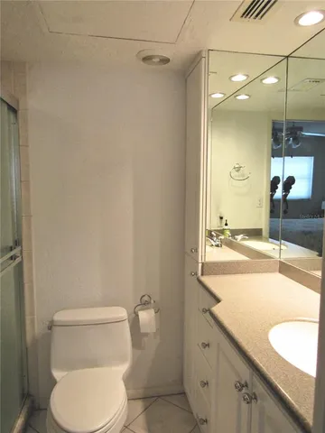 $4,500 | 1255 Tarpon Center Drive, Unit 510, Venice, FL 34285