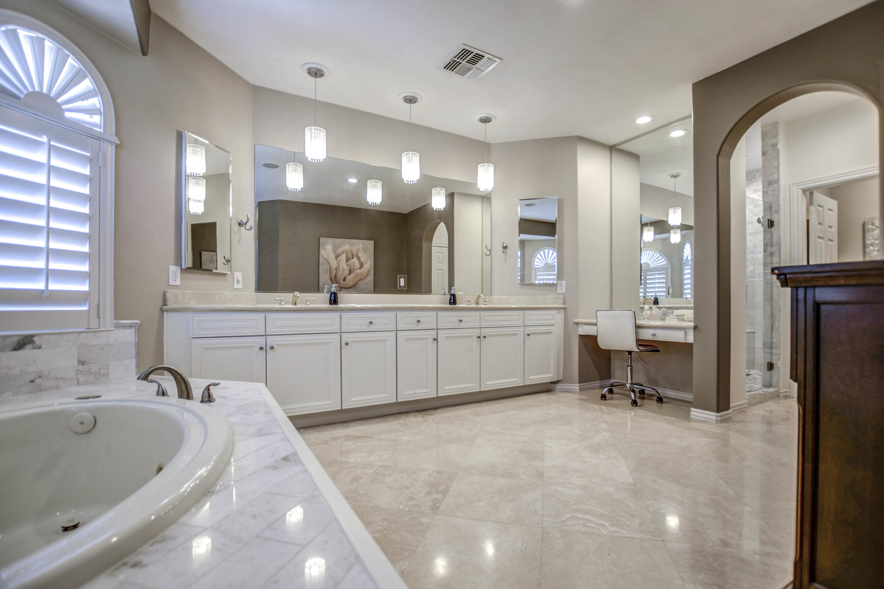 4629 East Desperado Road Gilbert, AZ 85297 - Photo 41 of 59 MASTER BATH 2